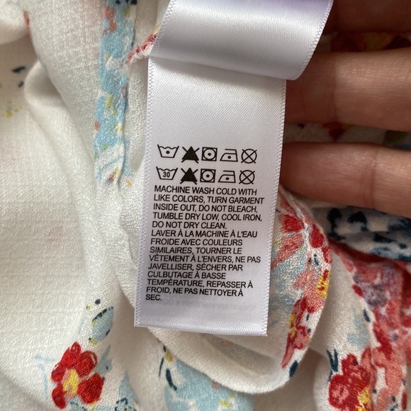 NWT Lucky floral peasant blouse. 3/4 sleeve, lightweight, boho style. Size L. - Picture 10 of 10